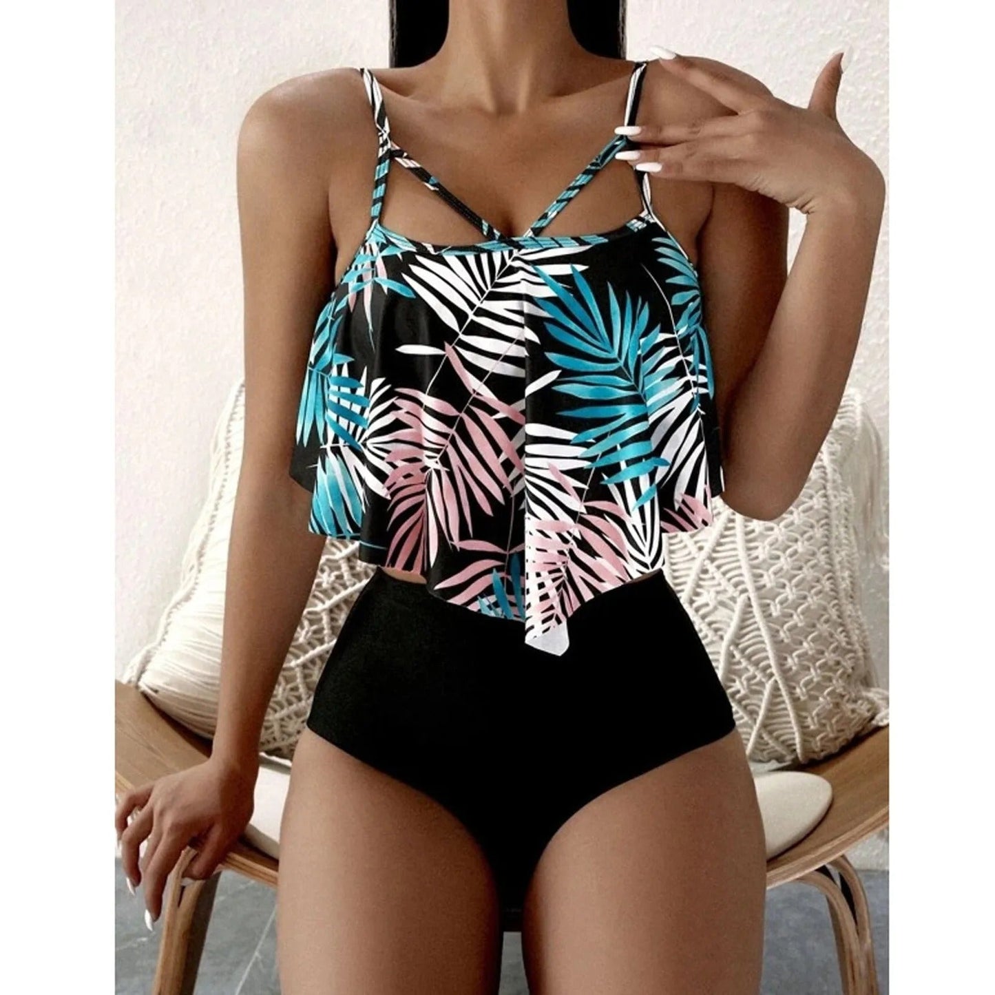 LolaBeach - Tankini z falbankami i nadrukiem liści